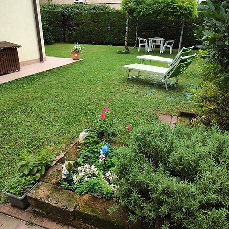 Ferienwohnung Casa Alice SantʼAmbrogio di Valpolicella Exterior foto