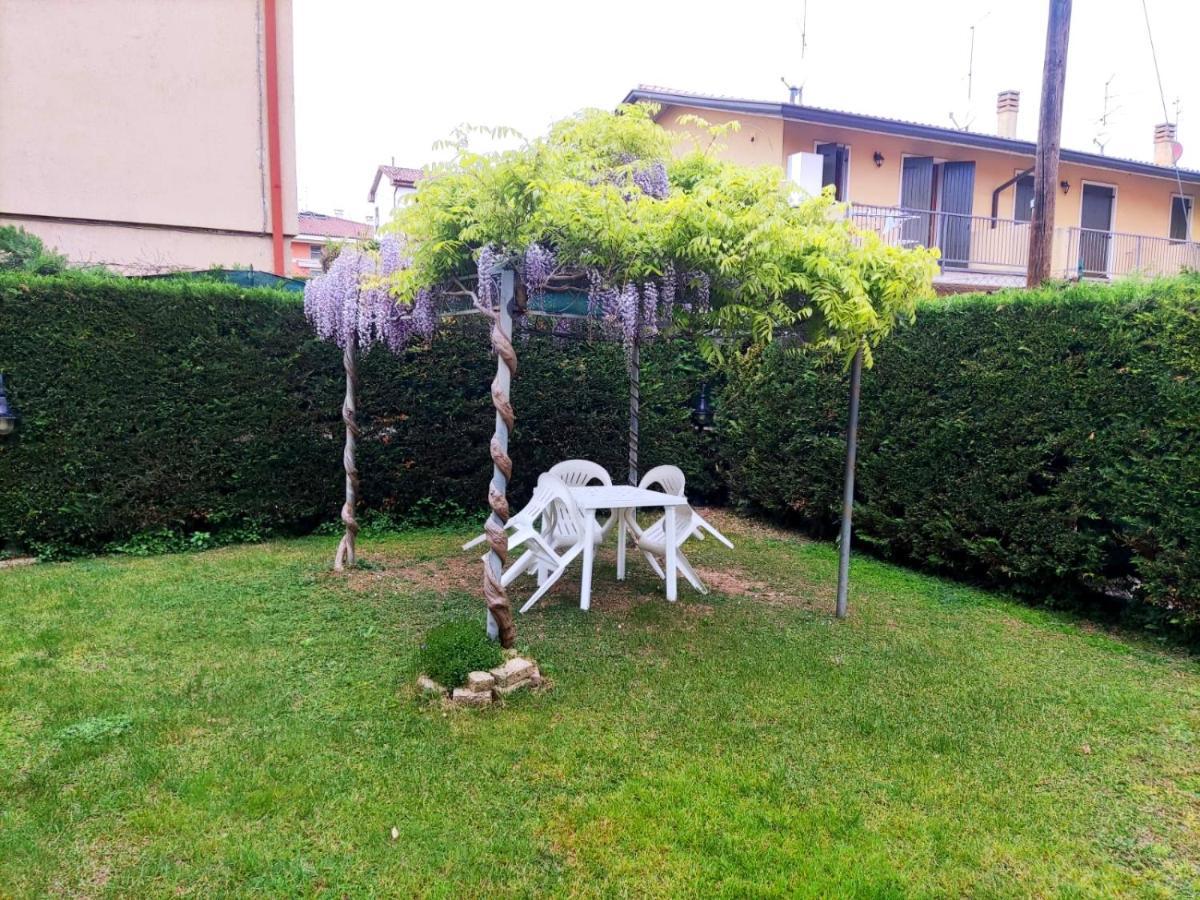 Ferienwohnung Casa Alice SantʼAmbrogio di Valpolicella Exterior foto